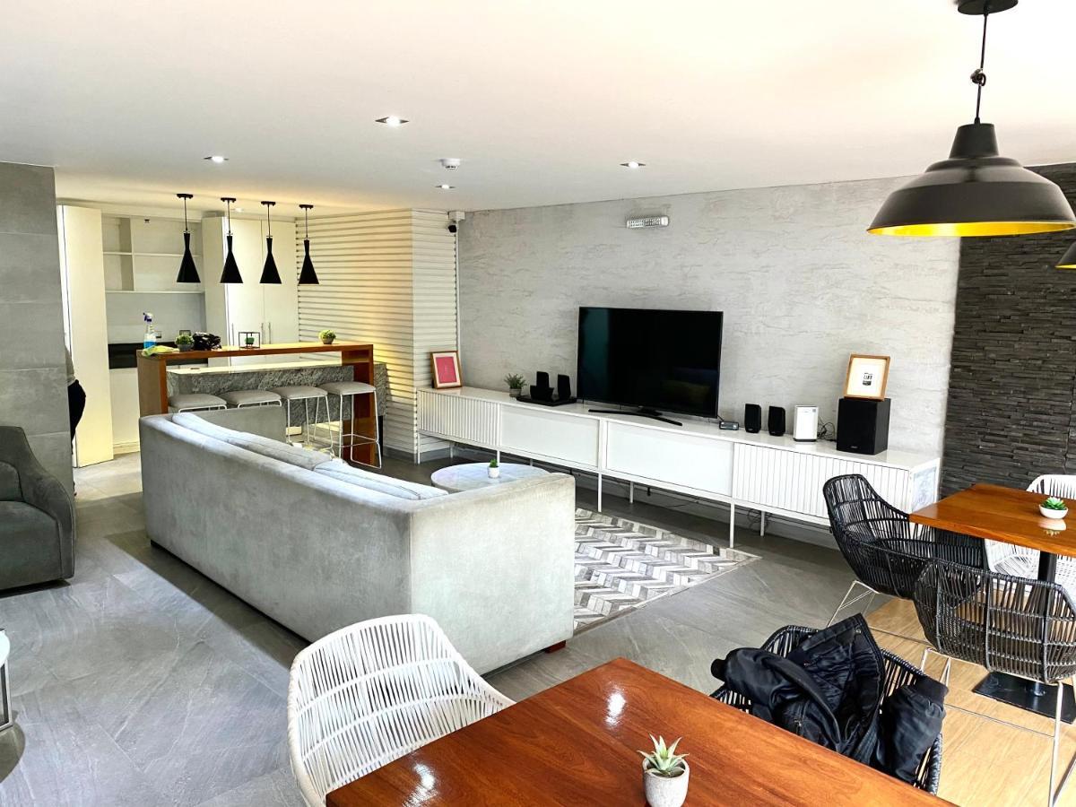 Hermoso Apartamento Con Piscina Miraflores- Canvas Lima Exterior foto