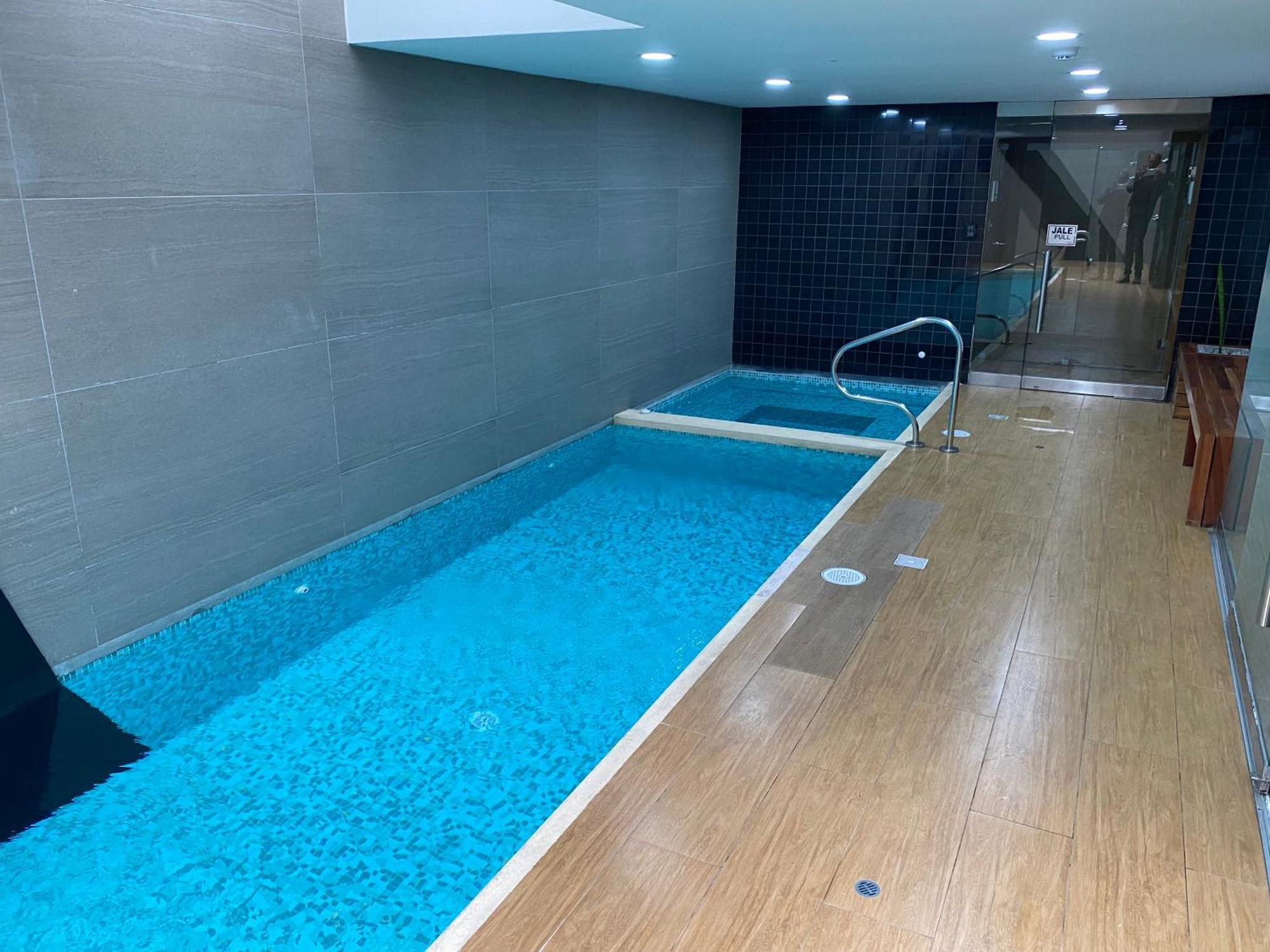 Hermoso Apartamento Con Piscina Miraflores- Canvas Lima Exterior foto
